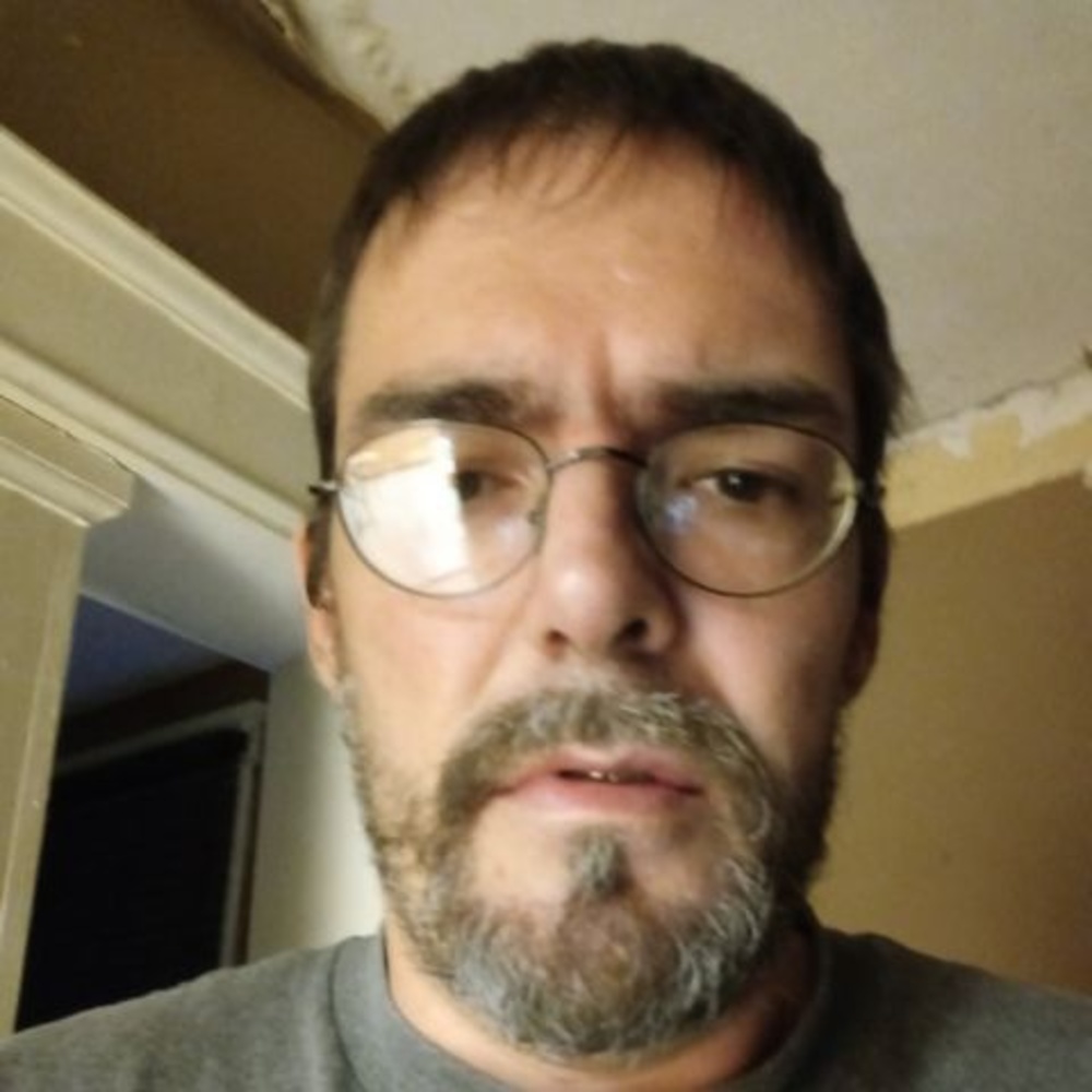 Meet your Posher, Chuck